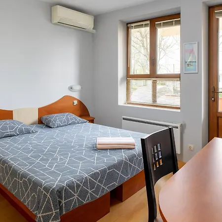 Seaside Nest * 瓦爾納