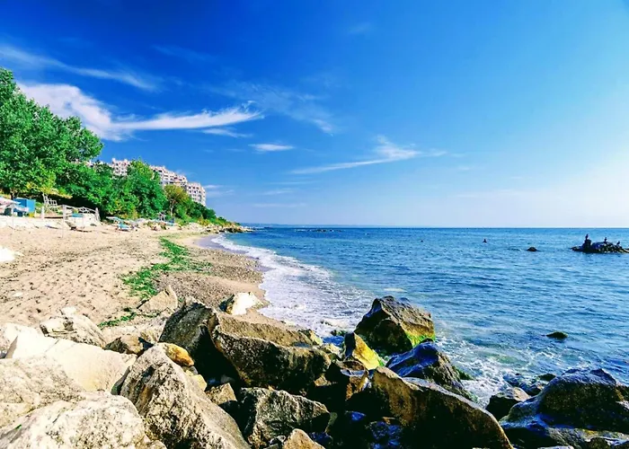 Seaside Nest 瓦爾納